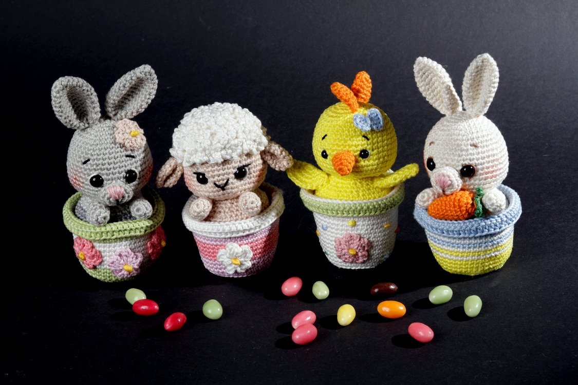 Easter friends amigurumi: bunny, chick and sheep (Crochet pattern)