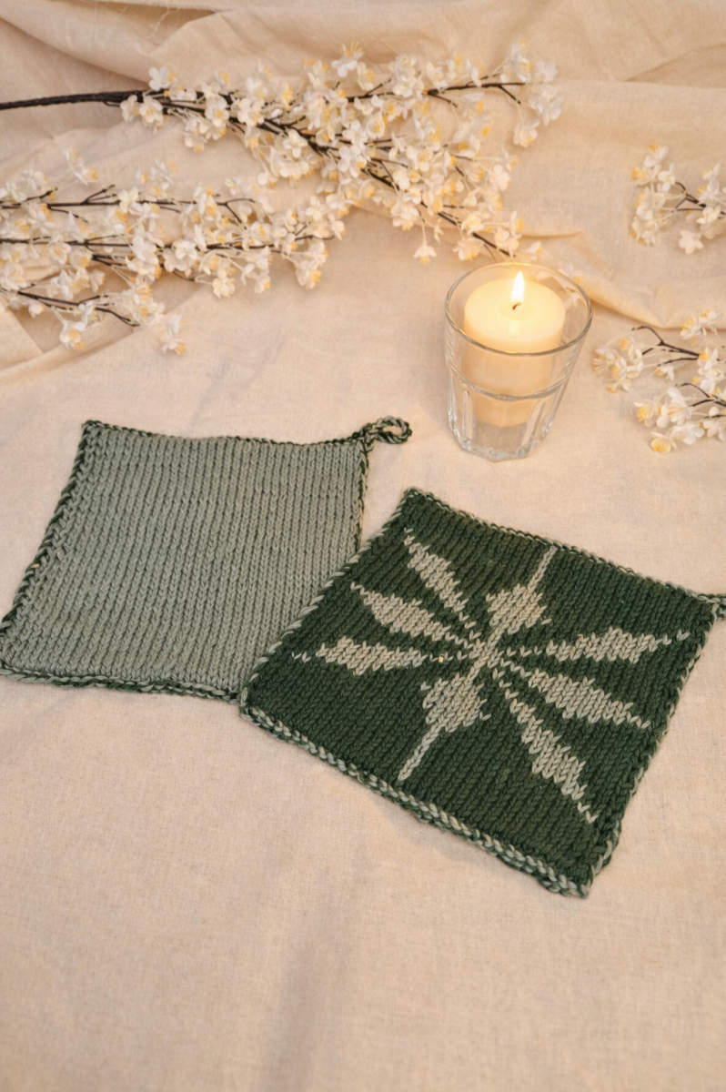 Blog content image for 'Knitted Potholders Just the Way I Like Them'