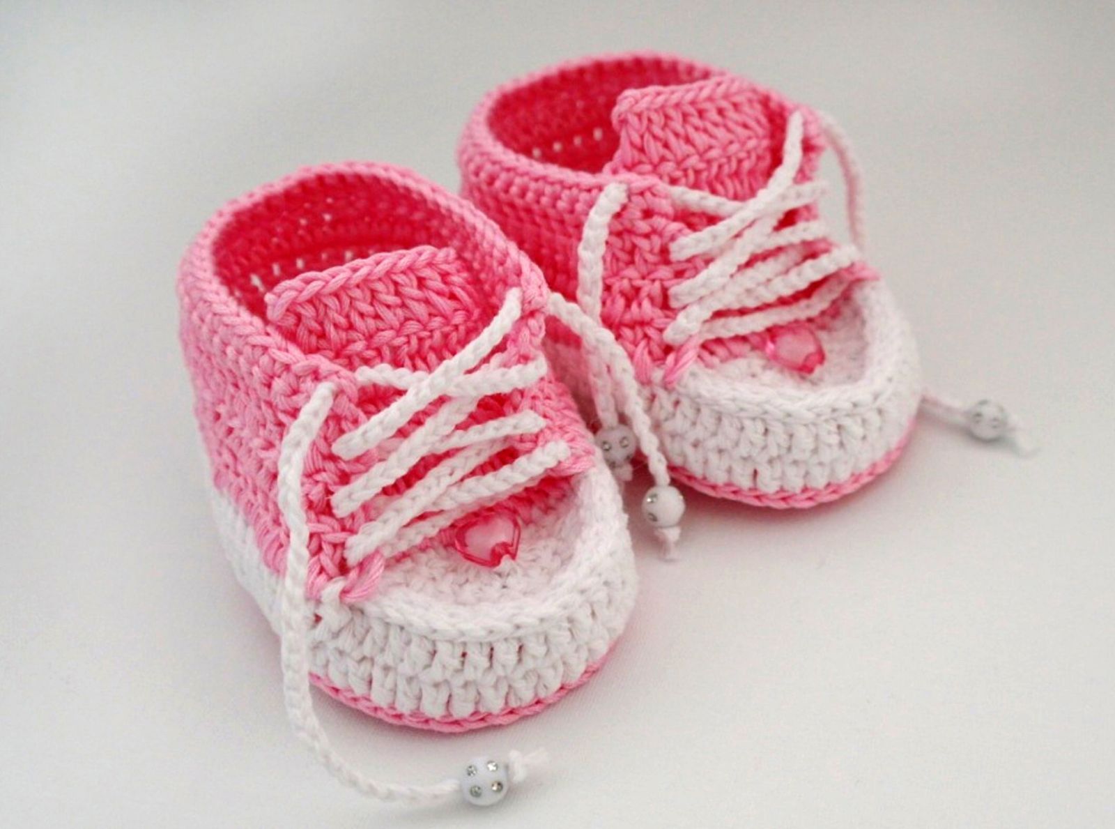 Blog-Inhaltsbild für 'Häkelanleitung Baby- Turnschuhe'