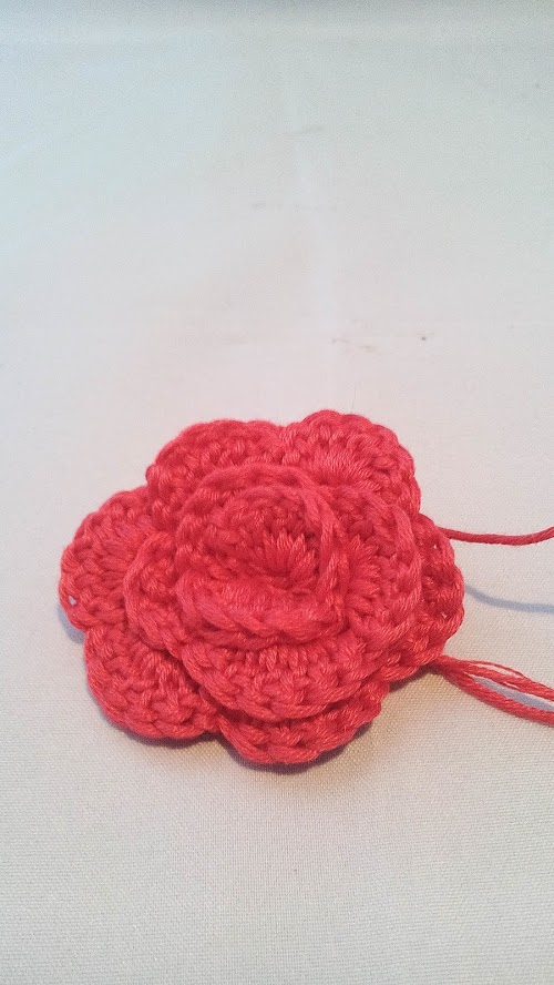 Blog-Inhaltsbild für 'Häkelanleitung - Rosenblüte'