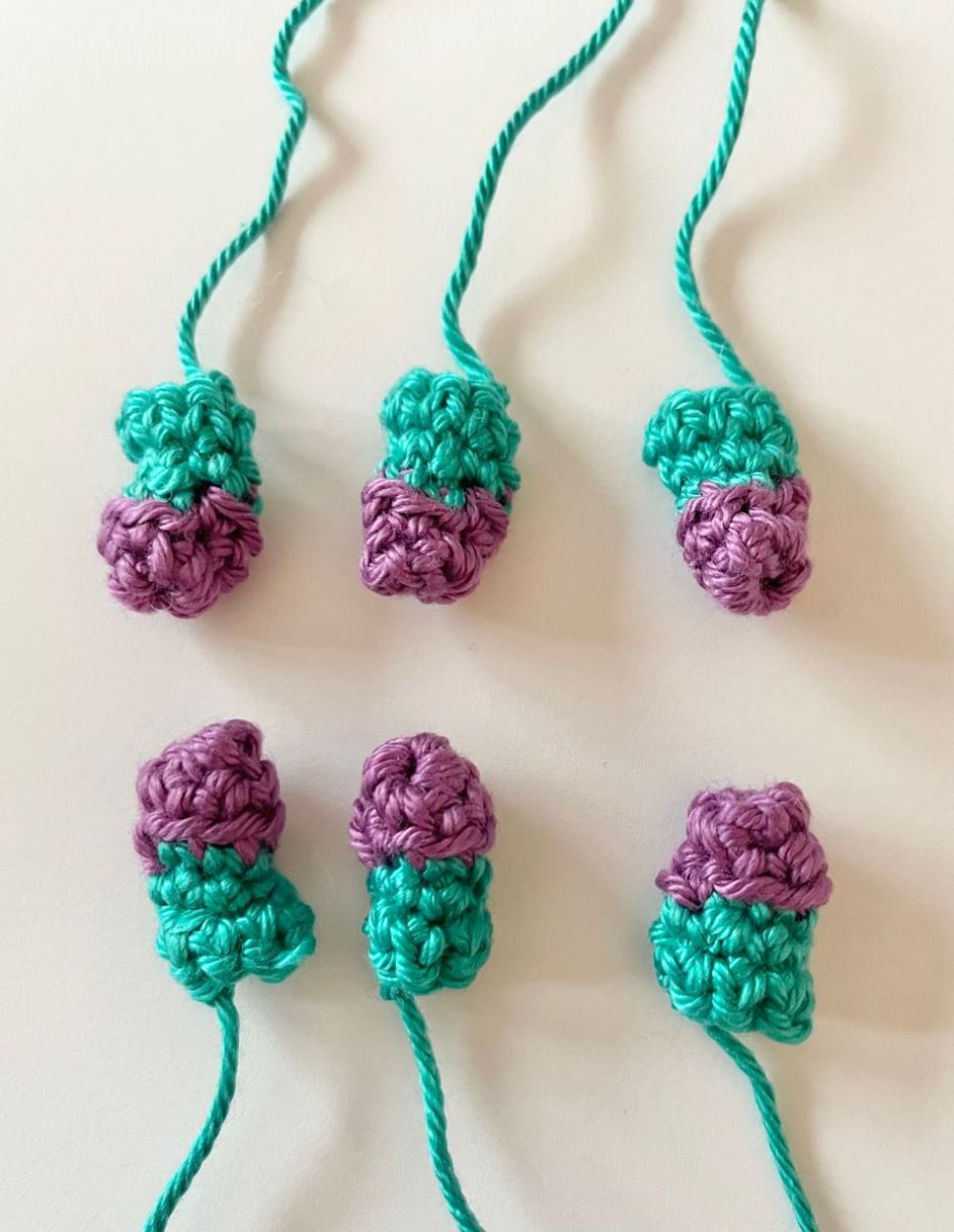 Blog-Inhaltsbild für 'Einfache Häkelanleitung: So gestaltest du deine eigenen Stifthüllen'