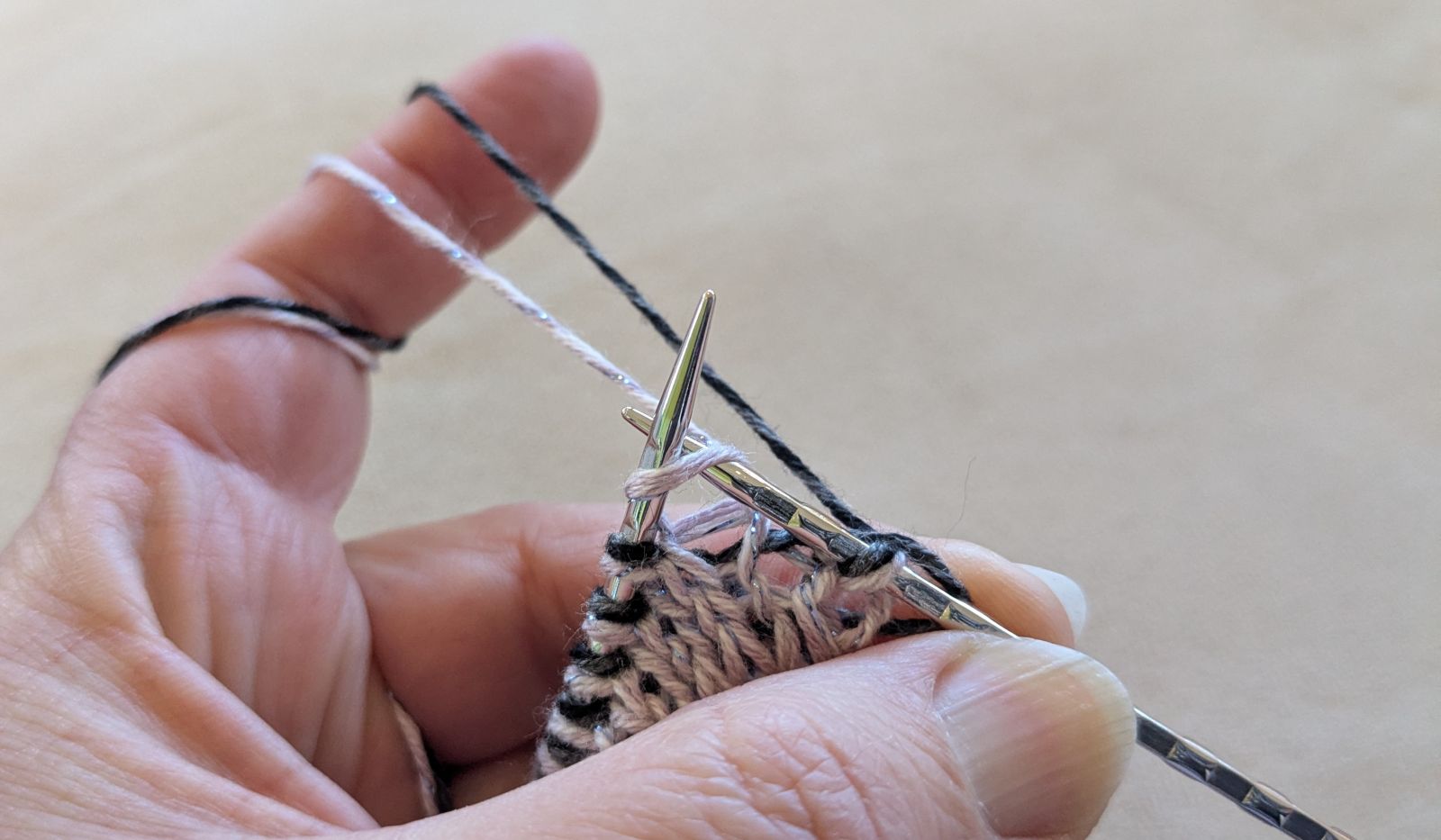 Blog-Inhaltsbild für 'Doubleface meistern: 10 Tipps für perfekte Ergebnisse'