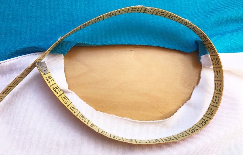 Blog-Inhaltsbild für 'Jersey-Blende für Halsausschnitt selber machen'