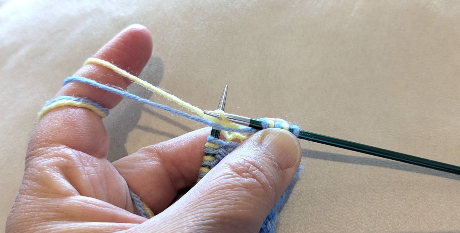 Blog-Inhaltsbild für 'Bündchenmuster für Doubleface Projekte'