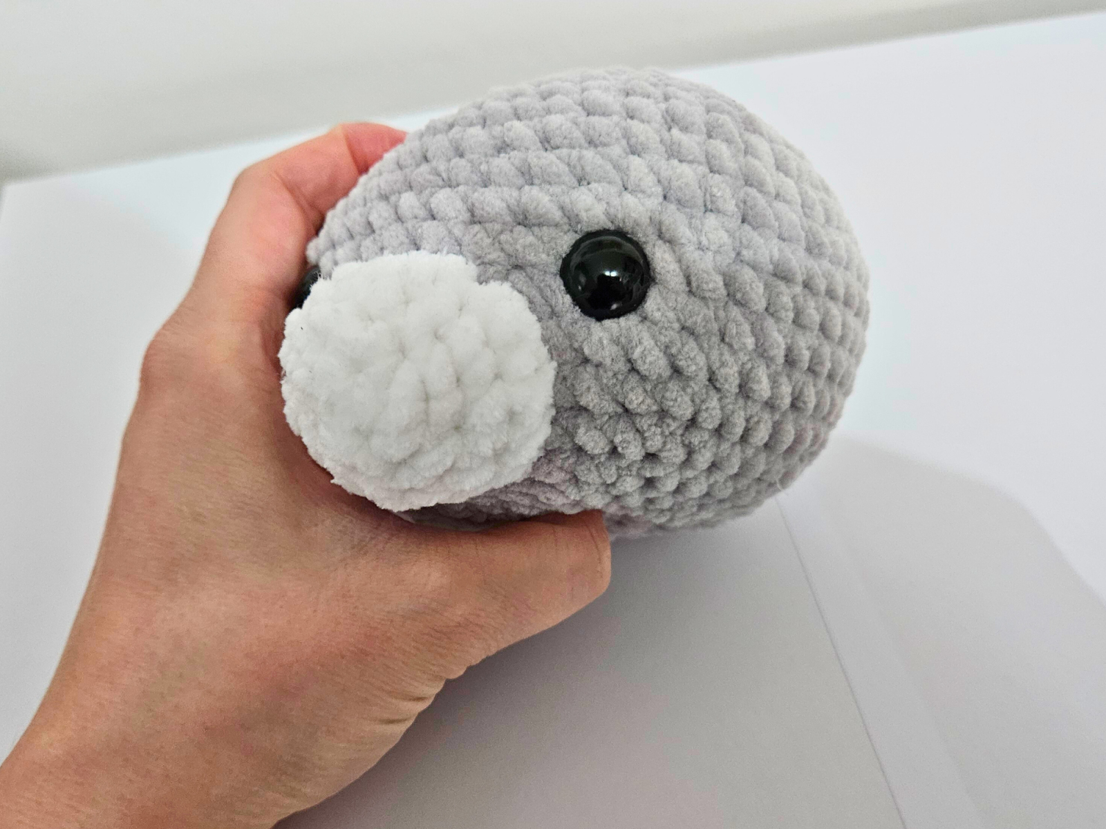 Blog content image for 'Free amigurumi crochet pattern for a small cat made with chenille yarn'