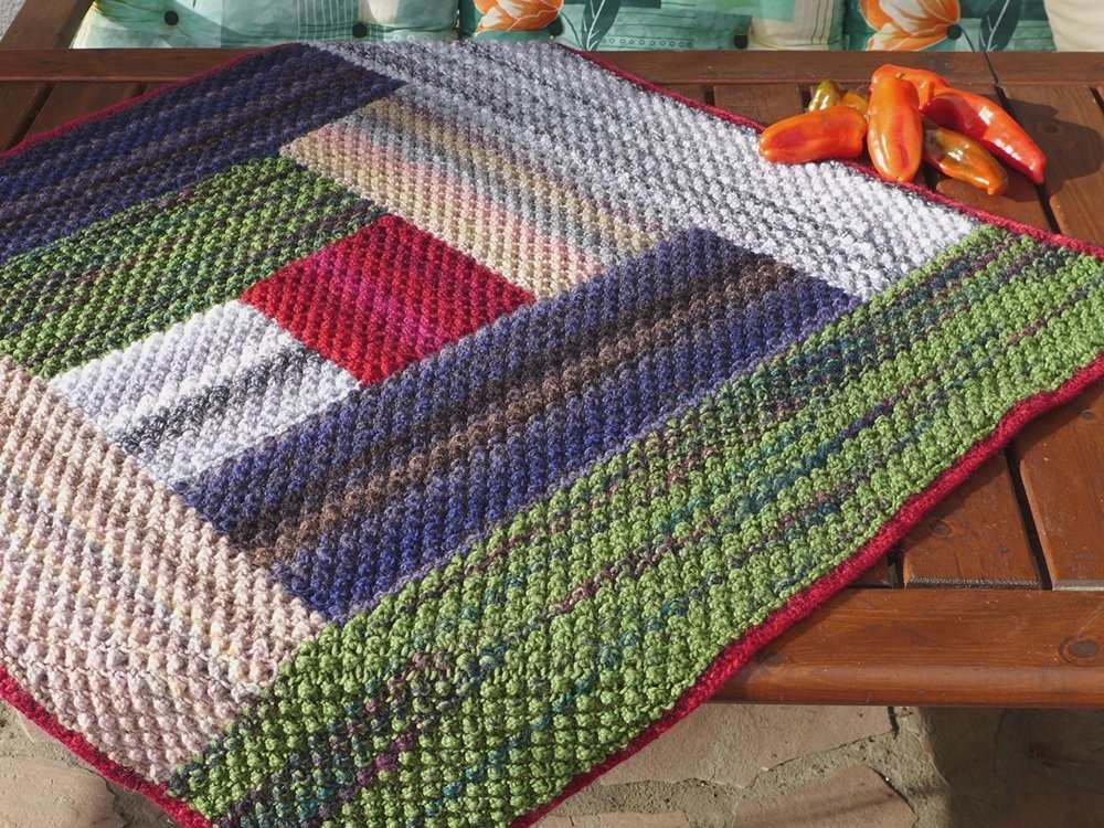 Blog-Inhaltsbild für 'Gestrickte Decken in Hülle und Fülle'