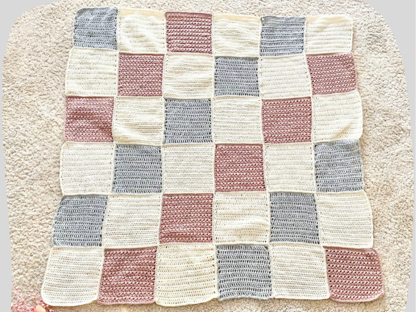 Blog-Inhaltsbild für 'Anfängerdecke, Häkeln lernen mit Wolldiamant'