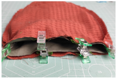 Blog-Inhaltsbild für 'Kostenloses Schnittmuster und Nähanleitung Beutel Flotti Karotti'