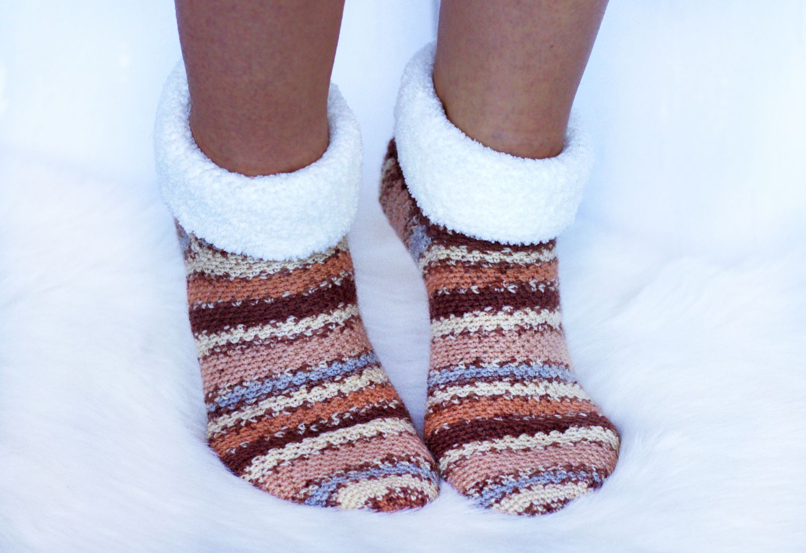 Blog-Inhaltsbild für 'Kostenlose Häkelanleitung Ringelsocken Gr. 36-43'