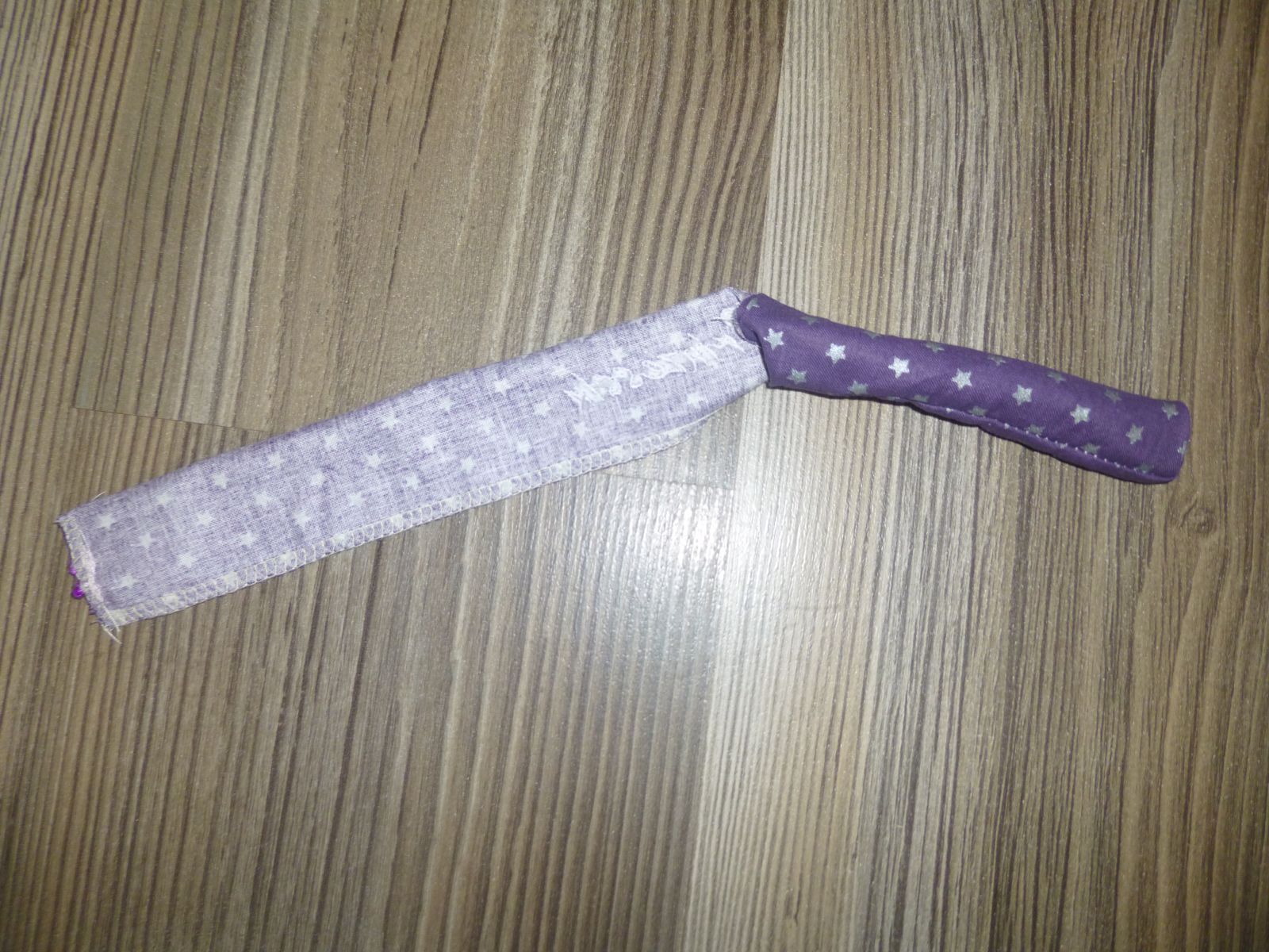 Blog-Inhaltsbild für 'Näh-Anleitung: Schnullerband'