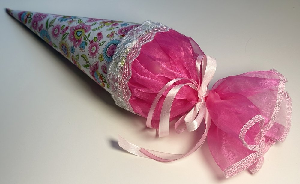 Blog-Inhaltsbild für 'Nähanleitung: Geschwisterschultüte in variabler Größe nähen'