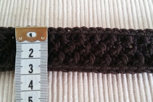 Blog-Inhaltsbild für 'Kostenlose Häkelanleitung: Feminine Slouchy-Mütze'