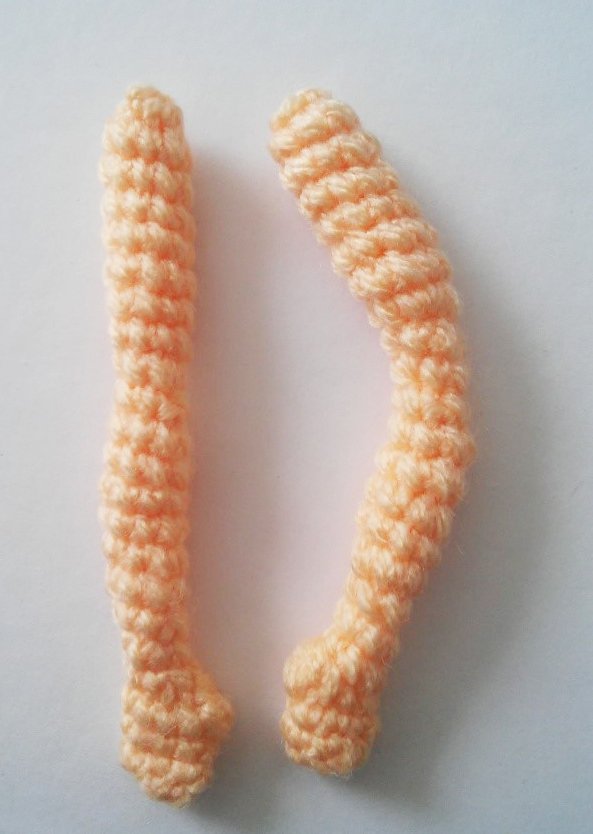 Blog content image for 'Small crocheted doll'