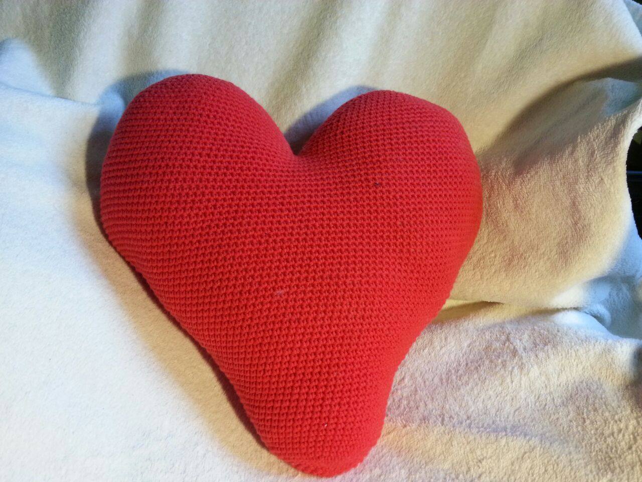 Blog-Inhaltsbild für 'Anleitung für ein Herzkissen'