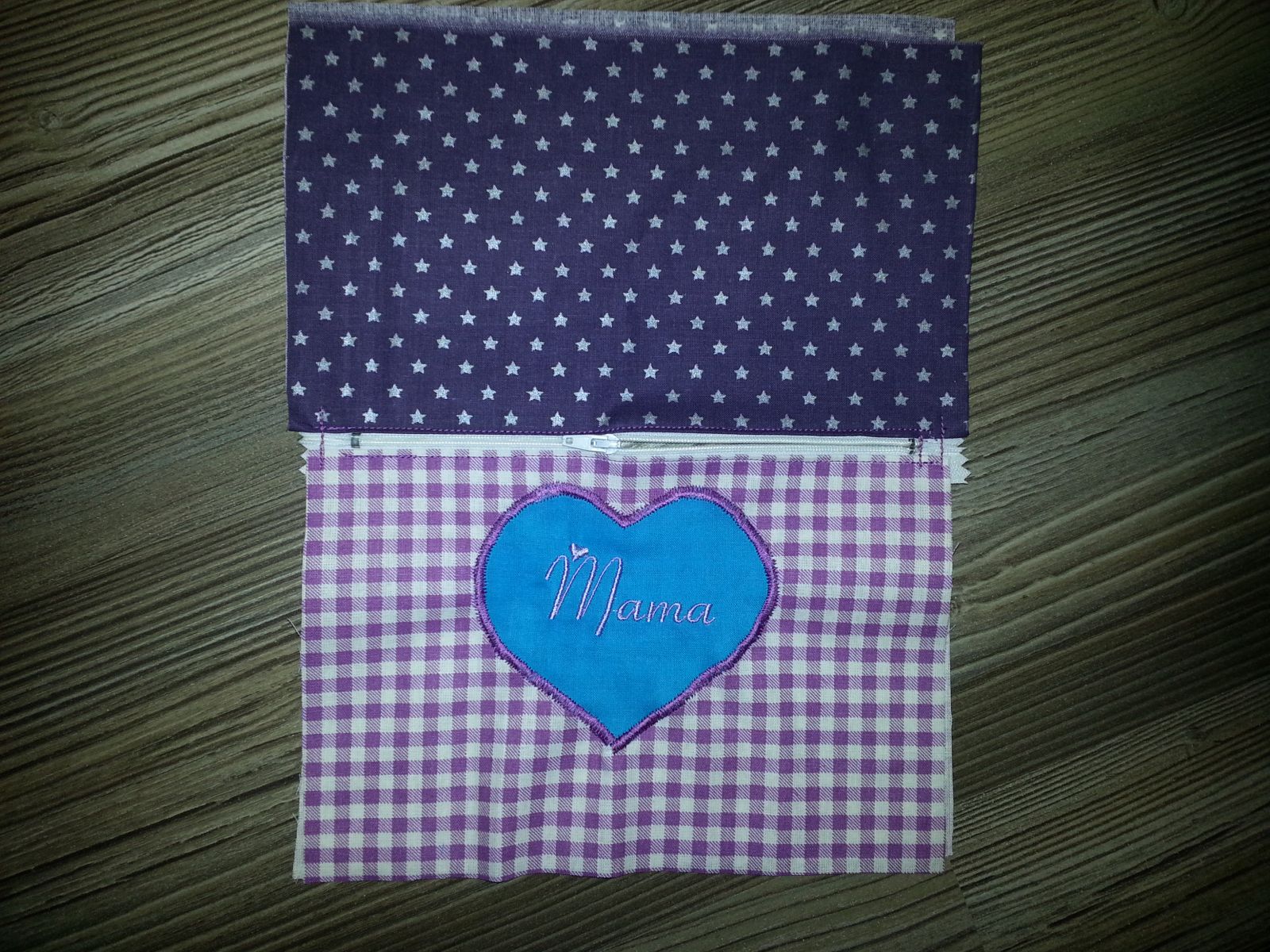 Blog-Inhaltsbild für 'Kostenlose Nähanleitung: Schnelles Täschchen / Mama-Beutel'