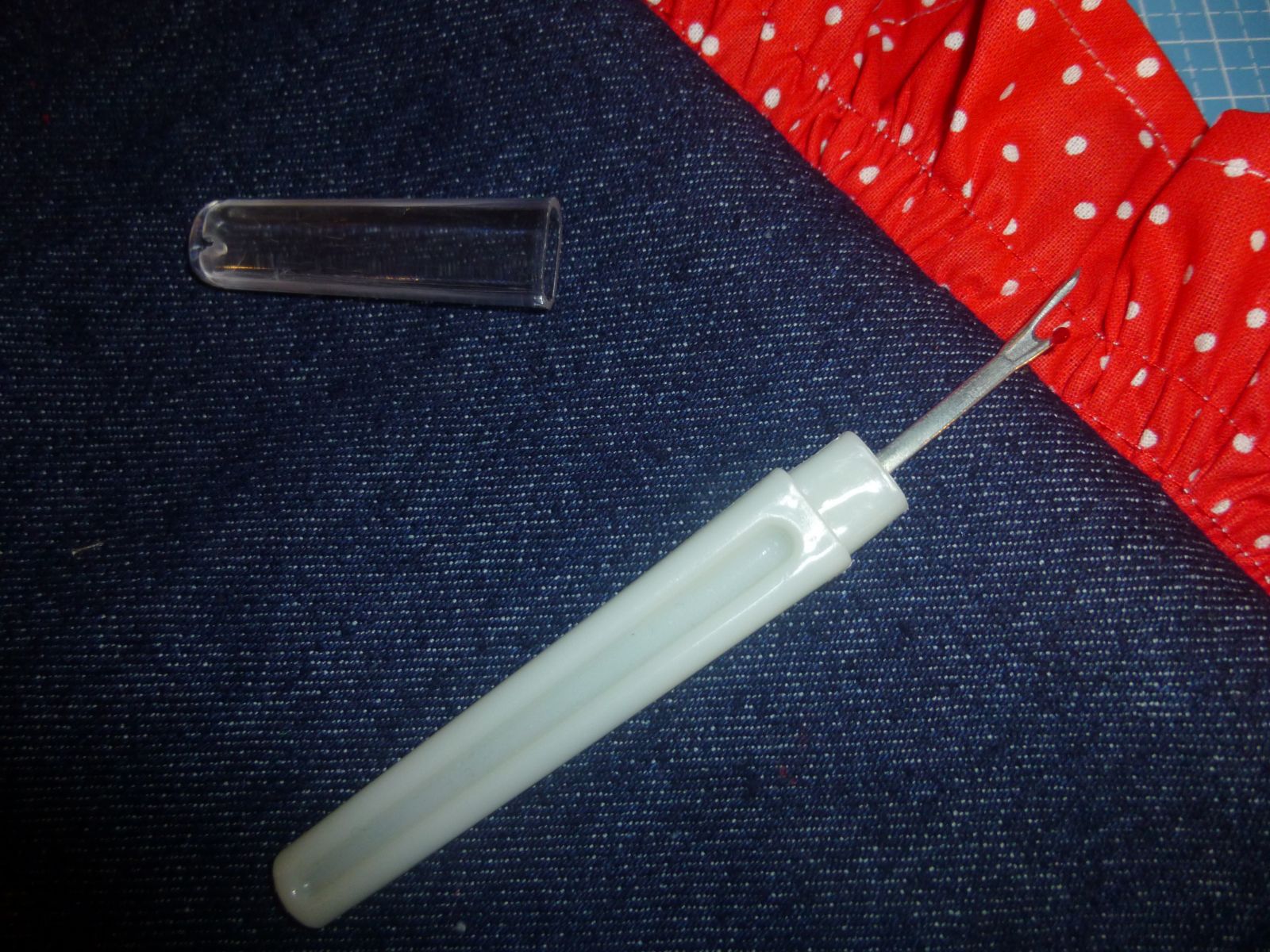 Blog-Inhaltsbild für 'Näh-Anleitung: LaneyART Rüschchen-Jeans-Rock'