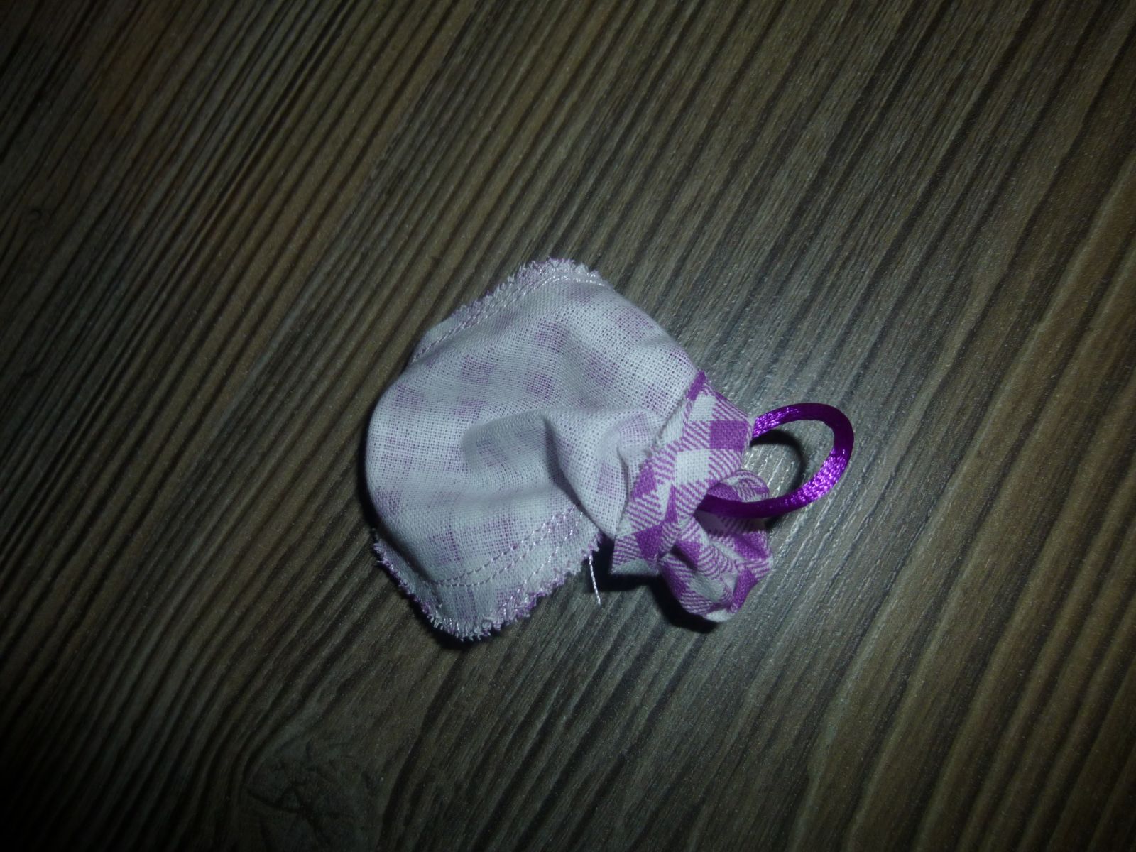 Blog-Inhaltsbild für 'Schöner Anhänger (Schlüssel-/ Taschenanhänger)'