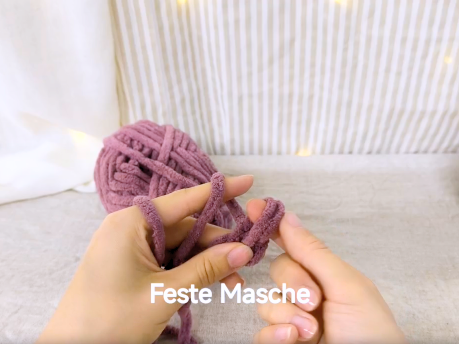 Blog-Inhaltsbild für 'Fingerhäkeln lernen - Häkeln ganz ohne Häkelnadel'