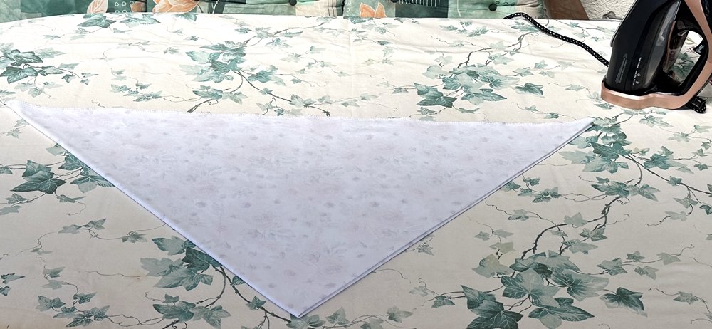 Blog-Inhaltsbild für 'Sommer-DIY: Perfekt sitzende Tischdecken mit Gummizug selbst nähen'