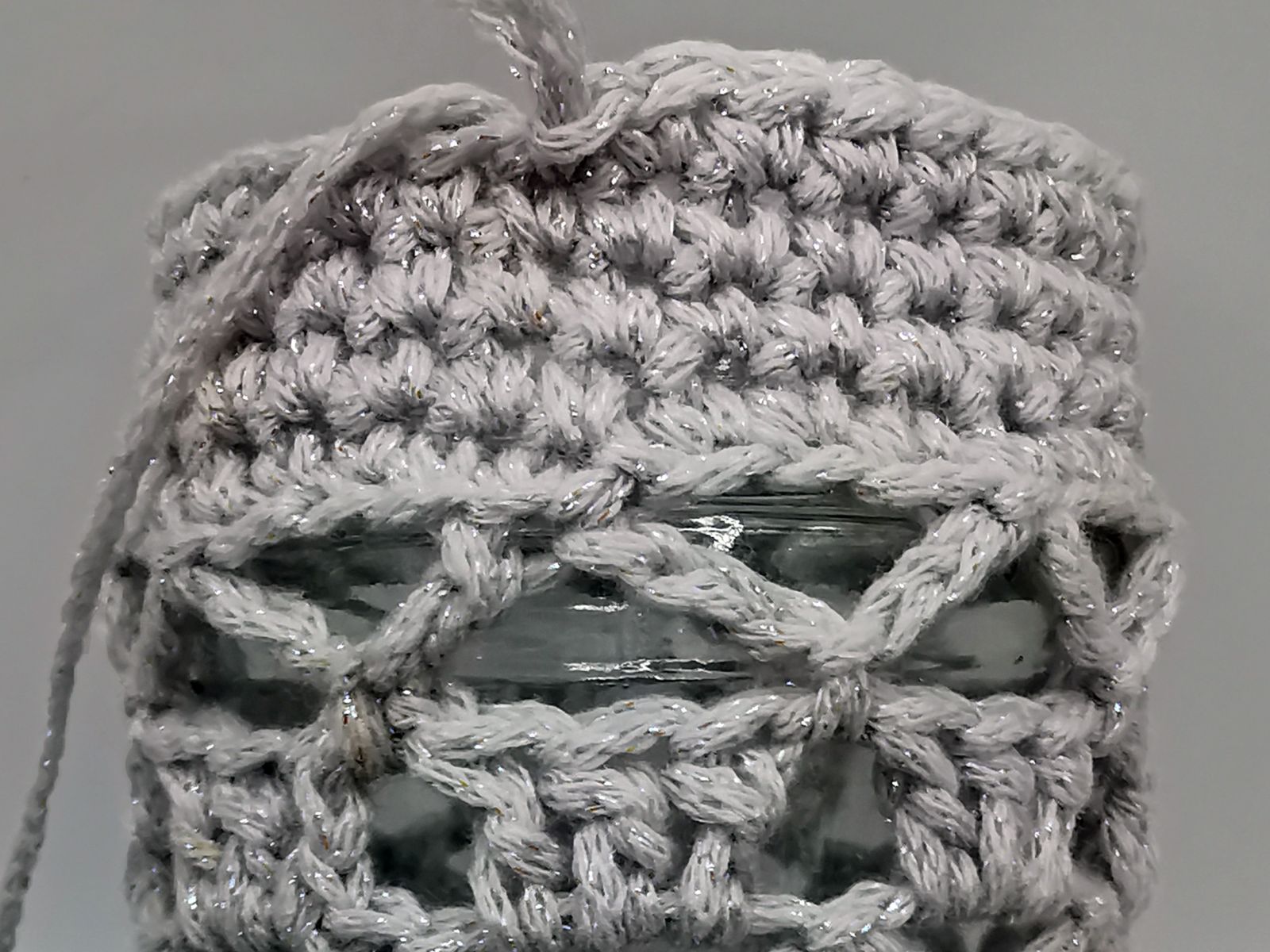 Blog-Inhaltsbild für 'Gehäkelte Windlichter – schnell gemacht, wunderschön & absolut anfängertauglich'