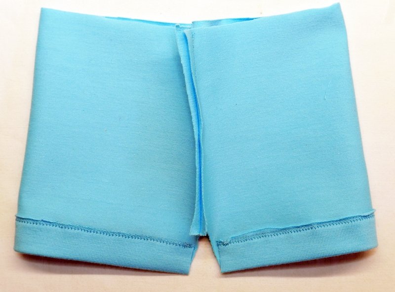 Blog-Inhaltsbild für 'Teil 3 - Meine ersten selbst genähten Puppensachen'