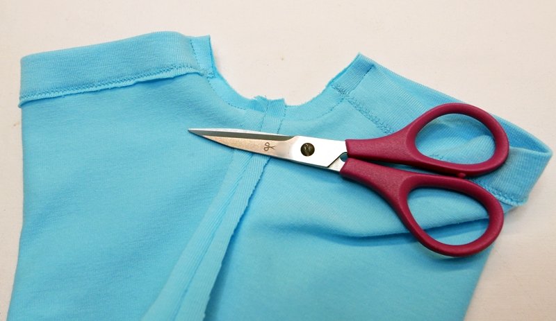 Blog-Inhaltsbild für 'Teil 3 - Meine ersten selbst genähten Puppensachen'