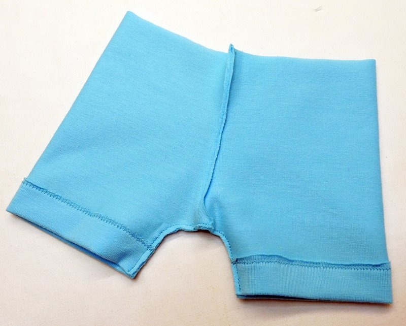 Blog-Inhaltsbild für 'Teil 3 - Meine ersten selbst genähten Puppensachen'