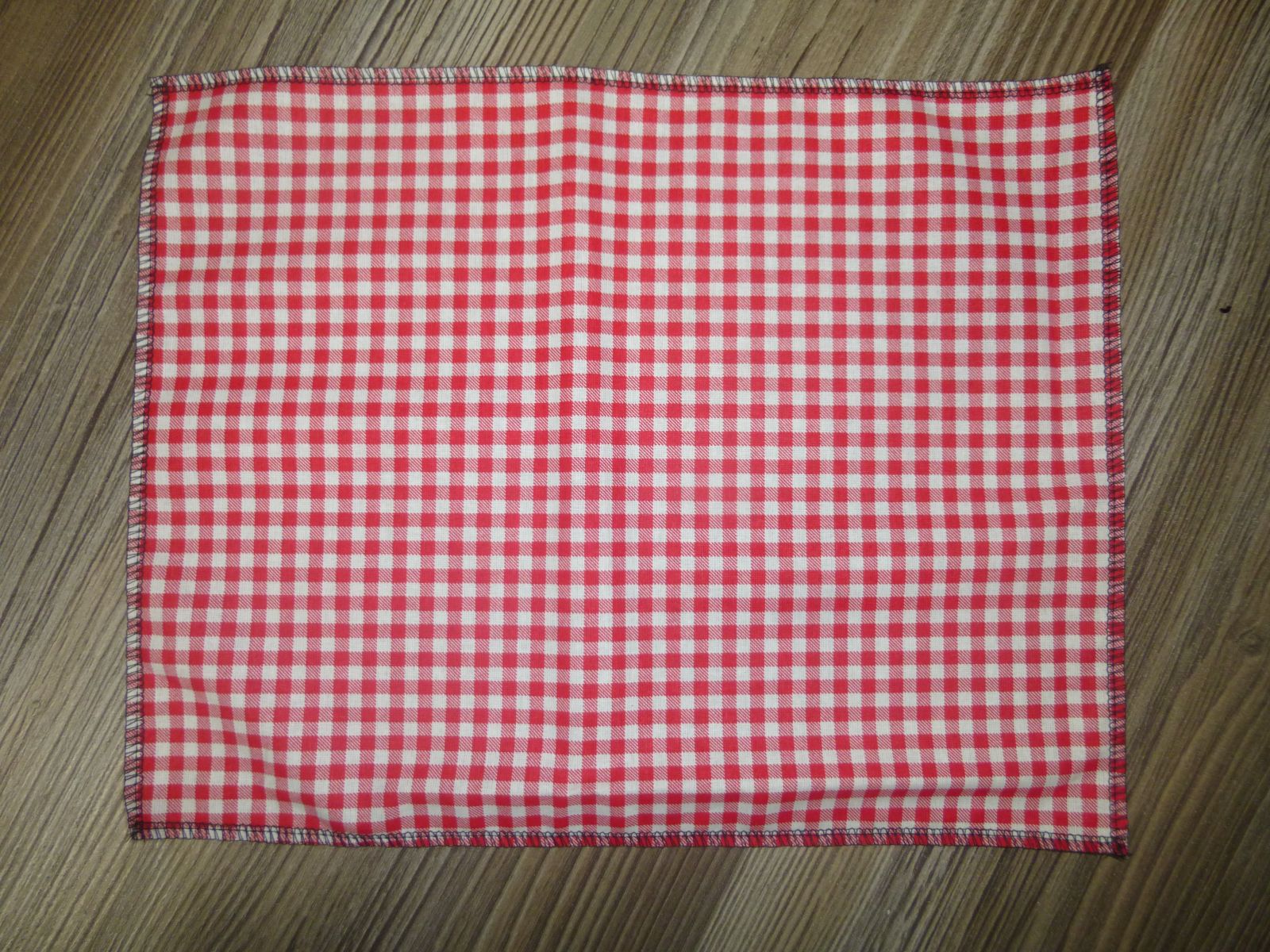 Blog-Inhaltsbild für 'Näh-Anleitung: Kinder-Geschirrtuch für Spieleküche'