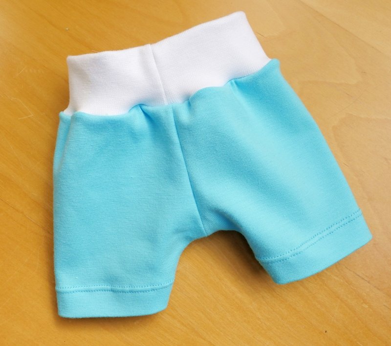 Blog-Inhaltsbild für 'Teil 3 - Meine ersten selbst genähten Puppensachen'