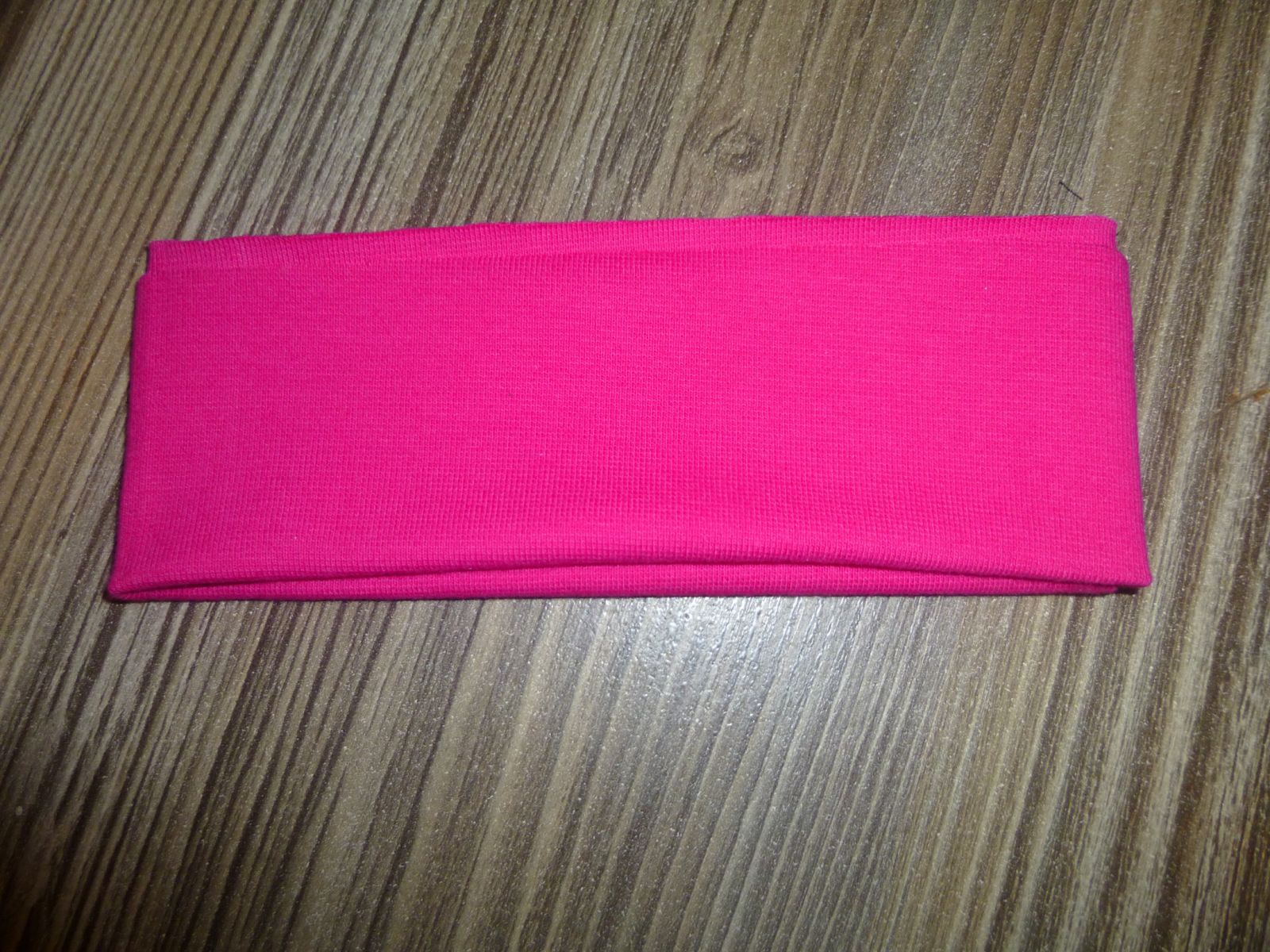 Blog-Inhaltsbild für 'Näh-Anleitung: Kronenmütze für kleine Prinzessinnen'