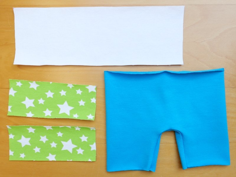 Blog-Inhaltsbild für 'Teil 3 - Meine ersten selbst genähten Puppensachen'