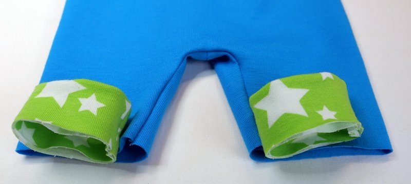 Blog-Inhaltsbild für 'Teil 3 - Meine ersten selbst genähten Puppensachen'