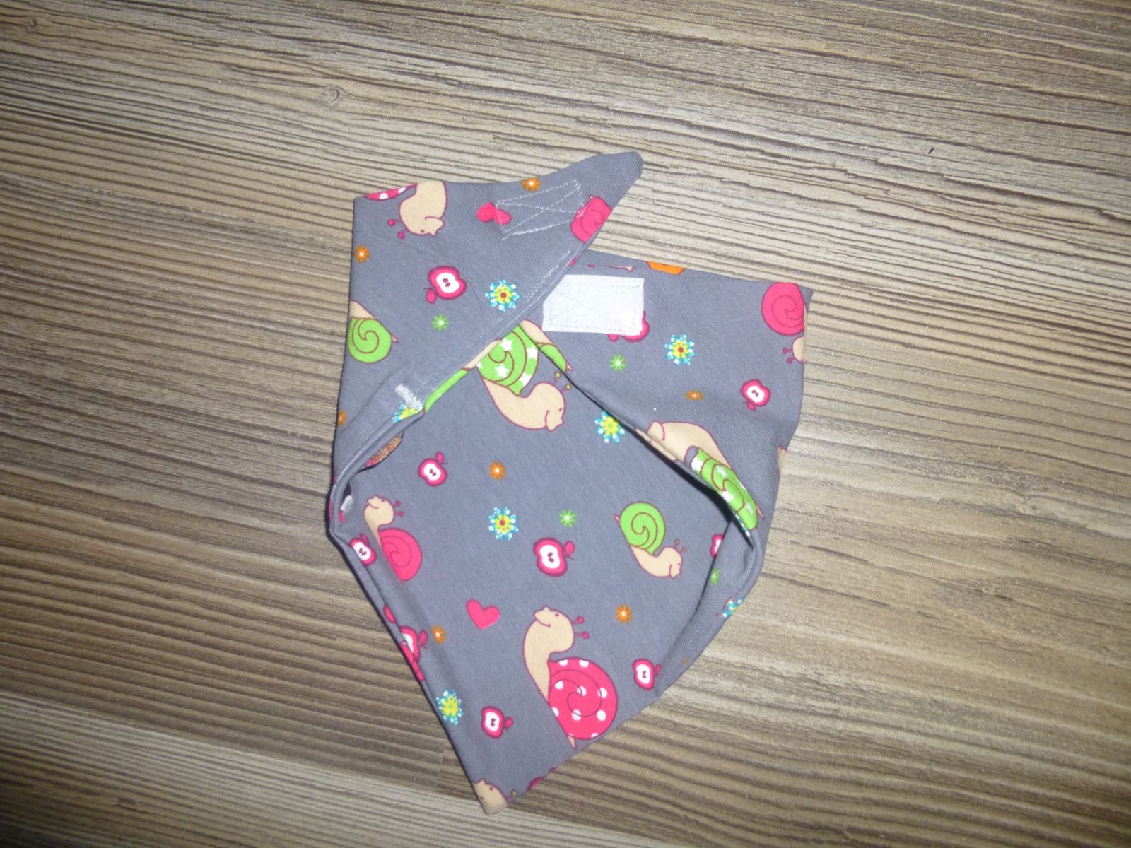 Blog-Inhaltsbild für 'Näh-Anleitung: Schönes Halstuch / Dreieckstuch'