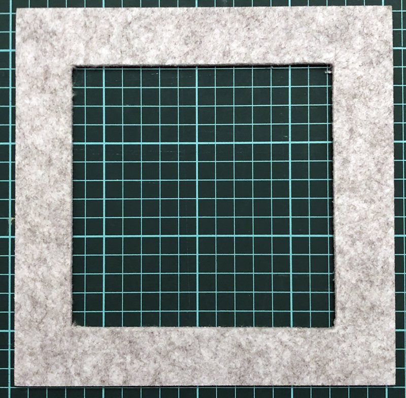 Blog-Inhaltsbild für 'Kostenlose Bastelanleitung: Wechselbilderahmen aus Filz'