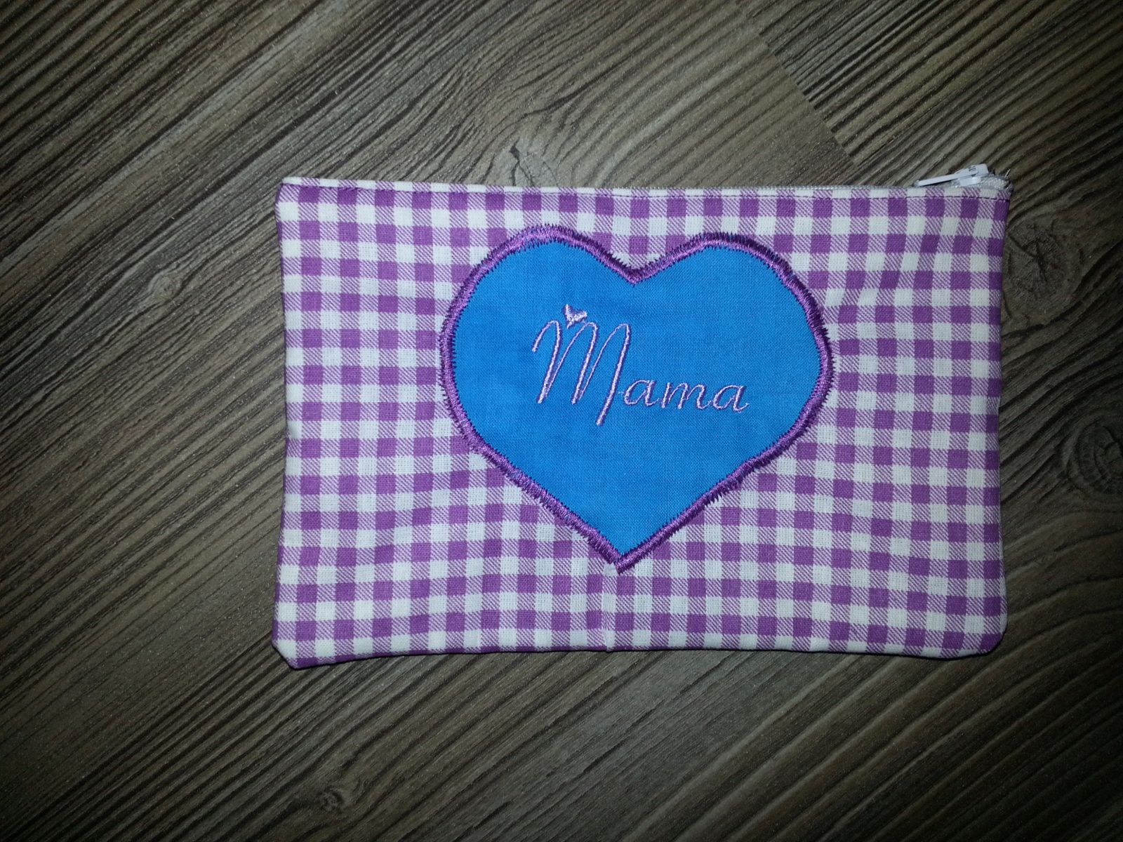 Blog-Inhaltsbild für 'Kostenlose Nähanleitung: Schnelles Täschchen / Mama-Beutel'