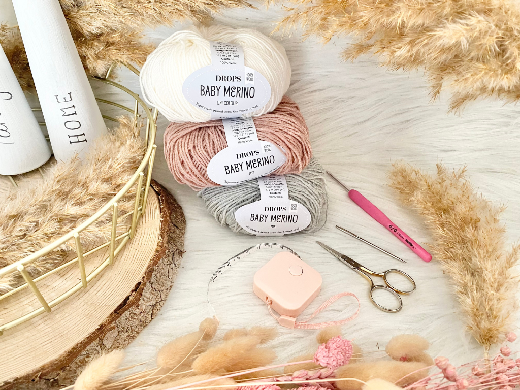 Blog-Inhaltsbild für 'Häkeln als Ruheinsel – Wie bewusste Maschen, liebevolle Routinen und gute Struktur dein Handarbeiten in etwas Kostbares verwandeln, Teil 2'