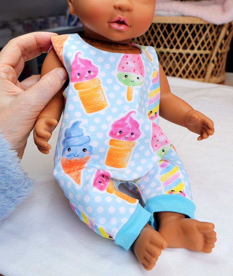 Blog-Inhaltsbild für 'Teil 3 - Meine ersten selbst genähten Puppensachen'