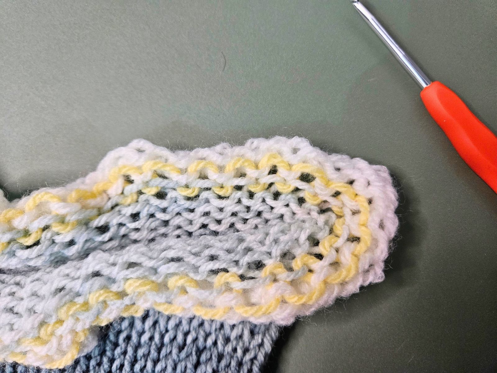 Blog content image for 'Knit Fingerless Gloves with a Thumb Hole on the Addi Express Kingsize'