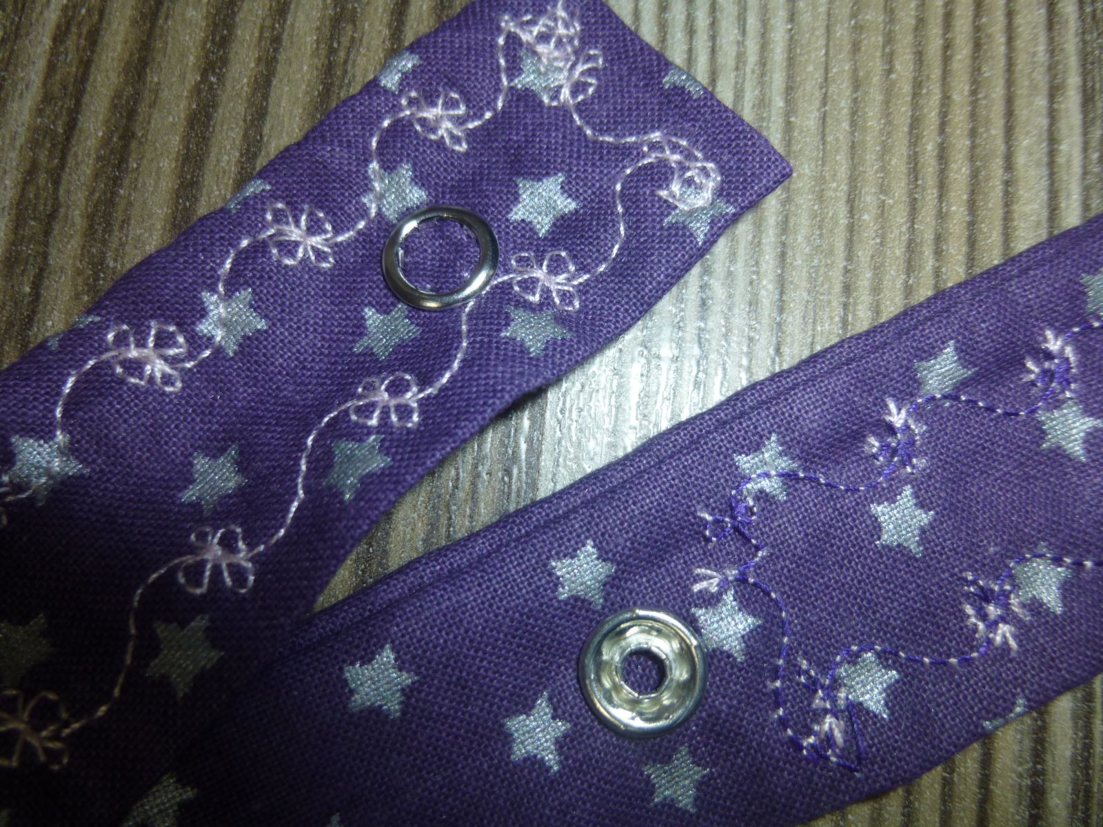 Blog-Inhaltsbild für 'Näh-Anleitung: Schnullerband'