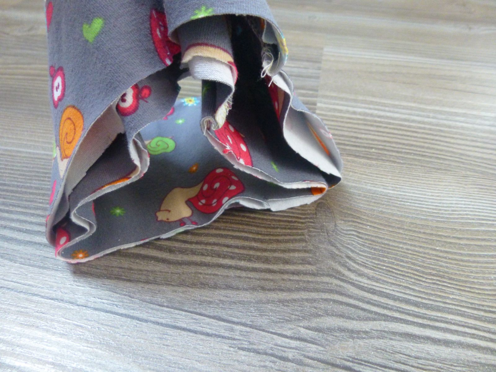 Blog-Inhaltsbild für 'Näh-Anleitung: LaneyART Strampelsack für Babys'