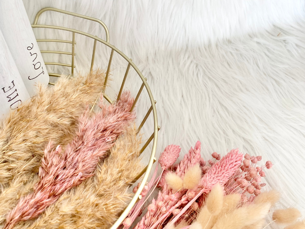 Blog-Inhaltsbild für 'Häkeln als Ruheinsel – Wie bewusste Maschen, liebevolle Routinen und gute Struktur dein Handarbeiten in etwas Kostbares verwandeln, Teil 1'