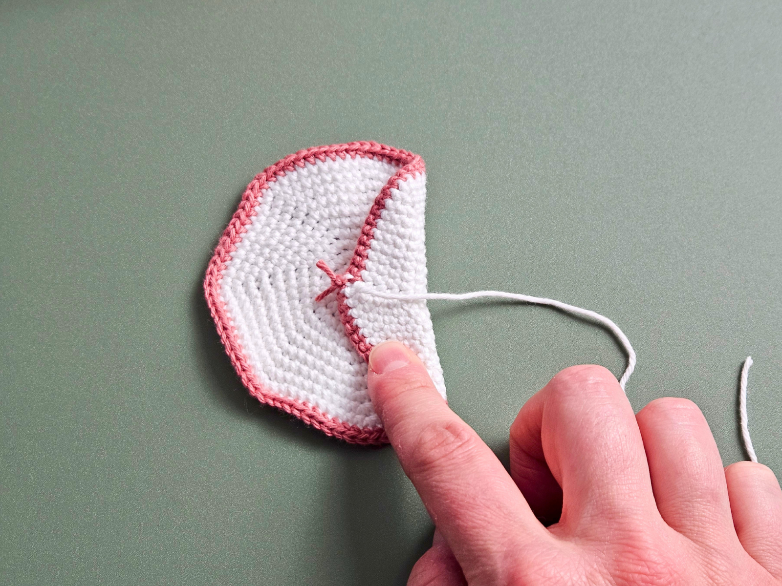 Blog-Inhaltsbild für 'Häkelprojekte für den Muttertag #1: Kleine Blüten'