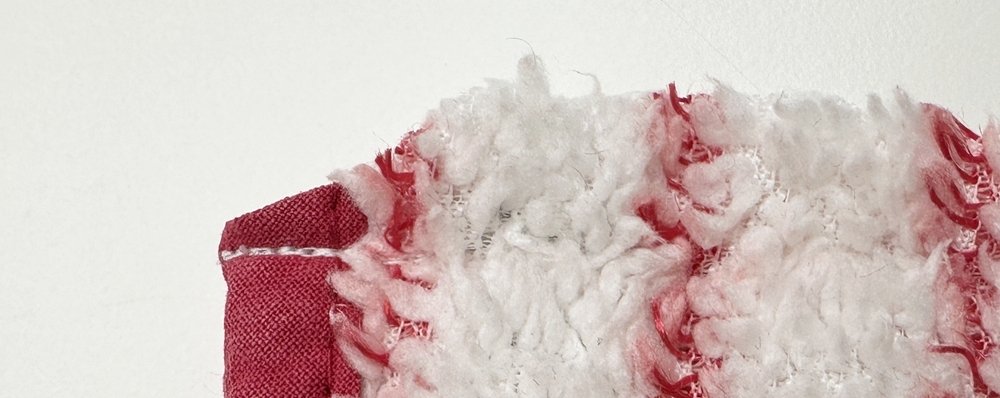 Blog-Inhaltsbild für 'Aus Alt mach Neu: Waschhandschuhe aus altem Bademantel nähen'