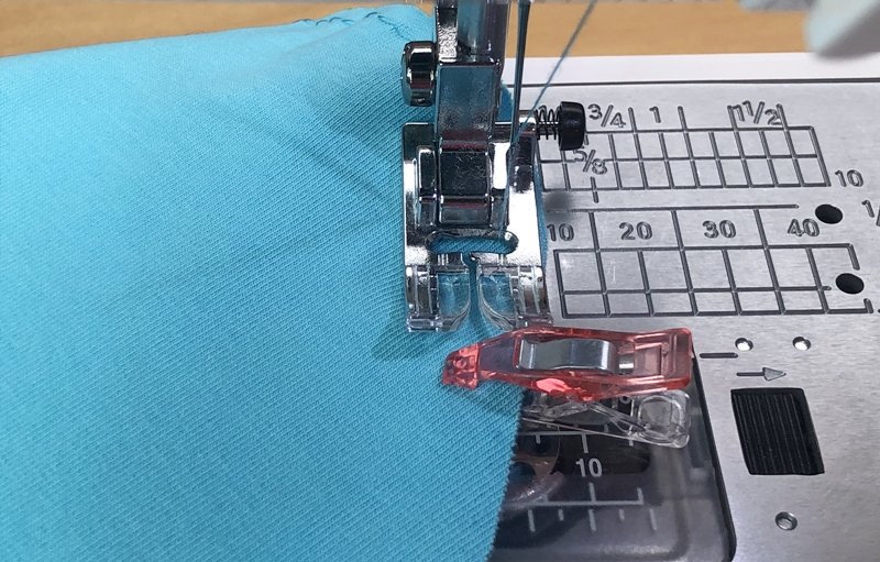 Blog-Inhaltsbild für 'Bolero nähen für Nähanfänger'