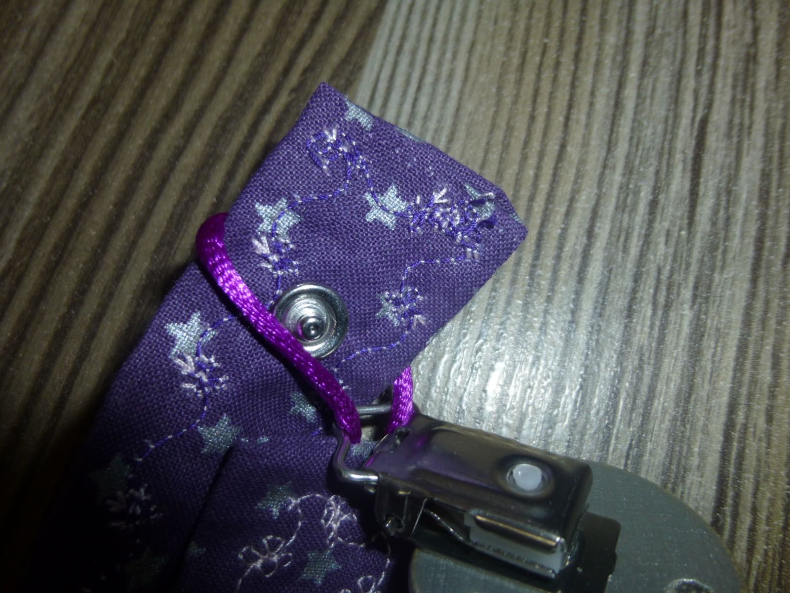 Blog-Inhaltsbild für 'Näh-Anleitung: Schnullerband'