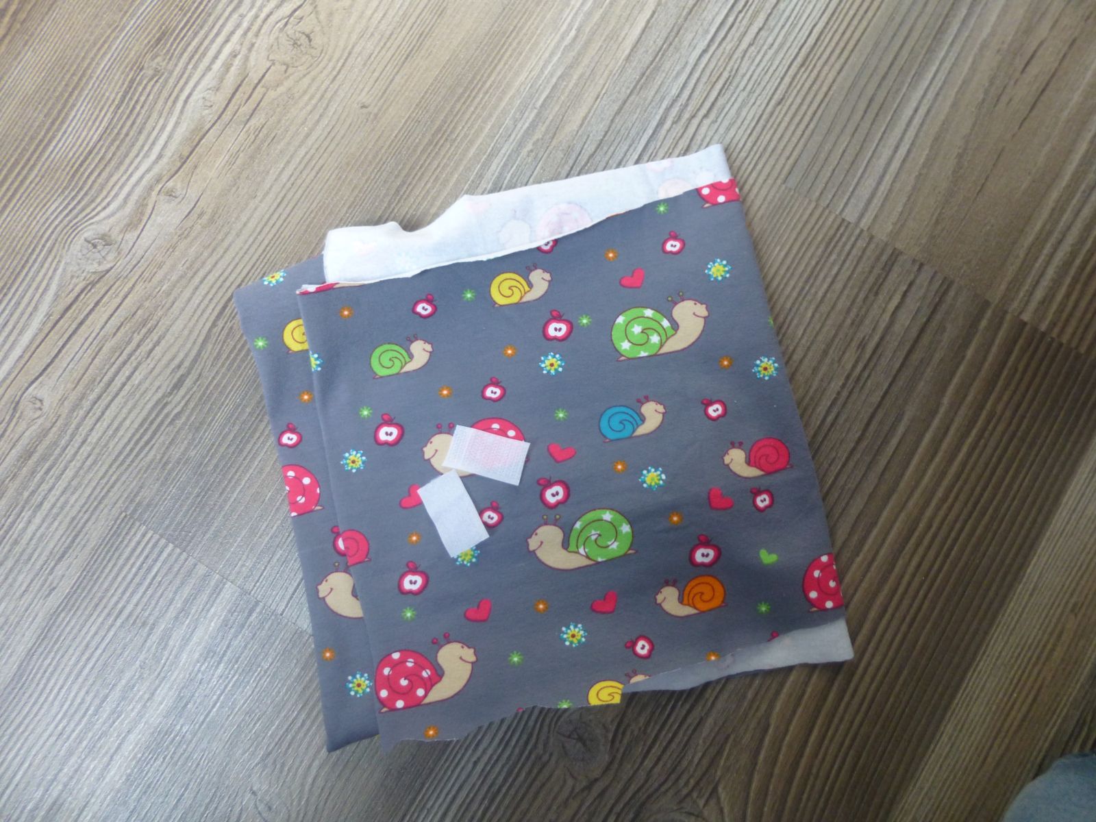 Blog-Inhaltsbild für 'Näh-Anleitung: Schönes Halstuch / Dreieckstuch'