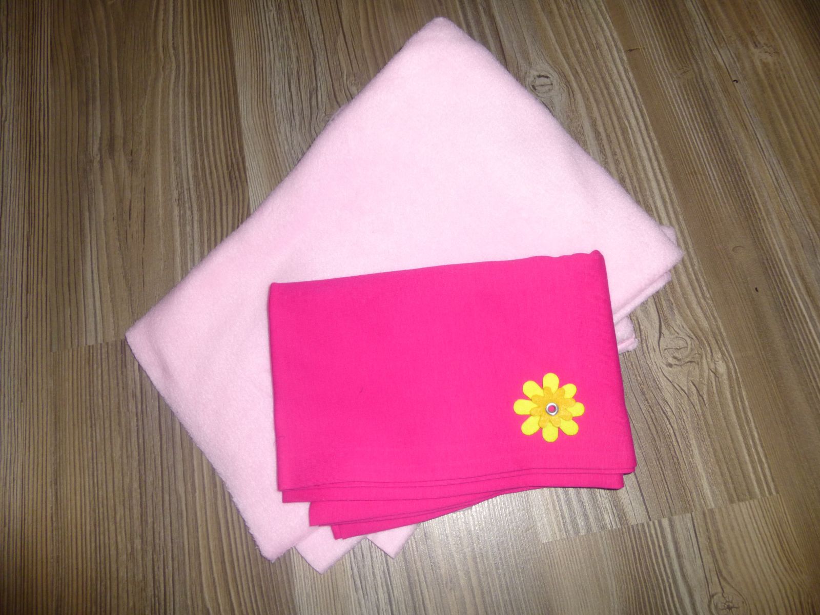 Blog-Inhaltsbild für 'Näh-Anleitung: Kronenmütze für kleine Prinzessinnen'