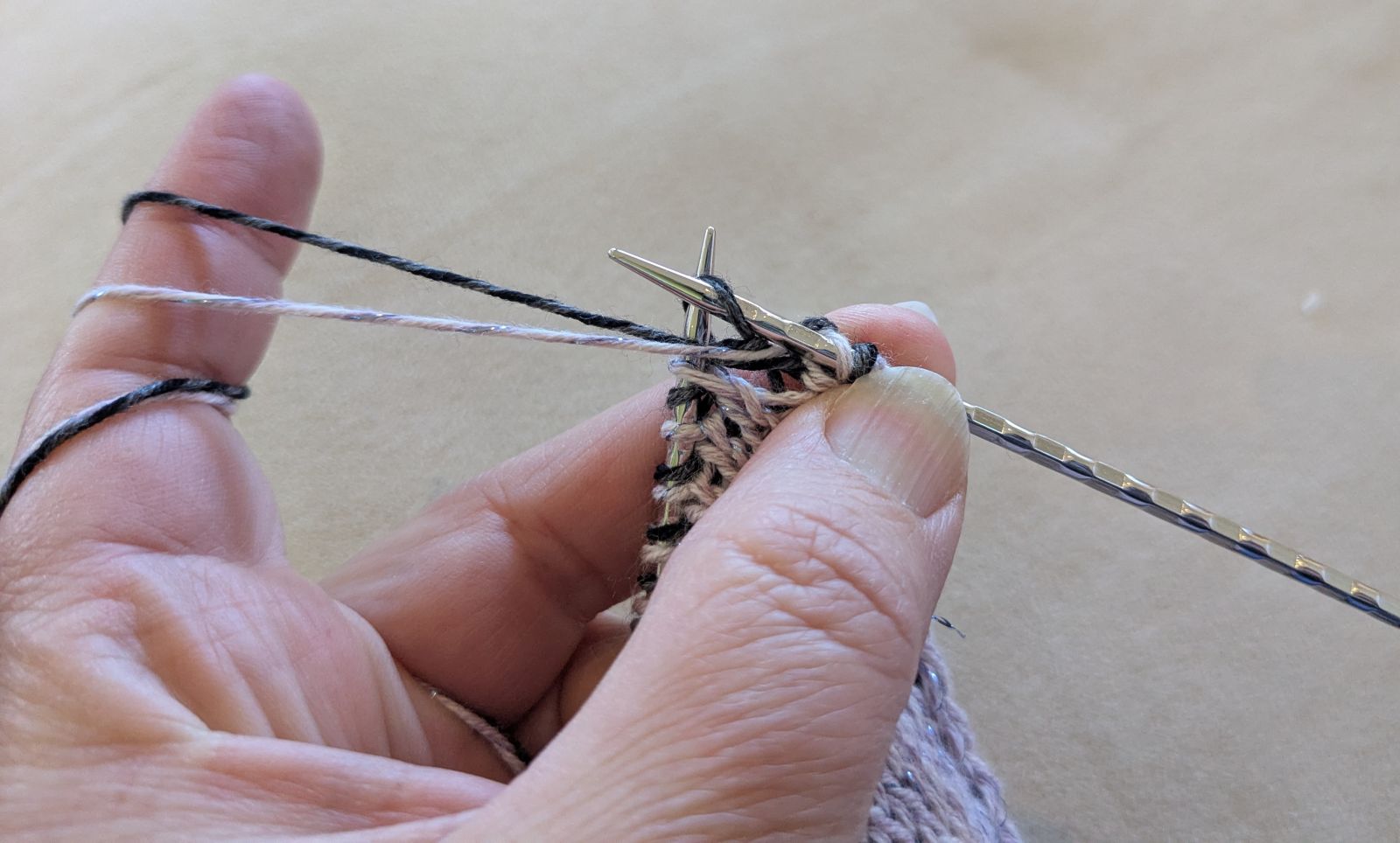 Blog-Inhaltsbild für 'Doubleface meistern: 10 Tipps für perfekte Ergebnisse'