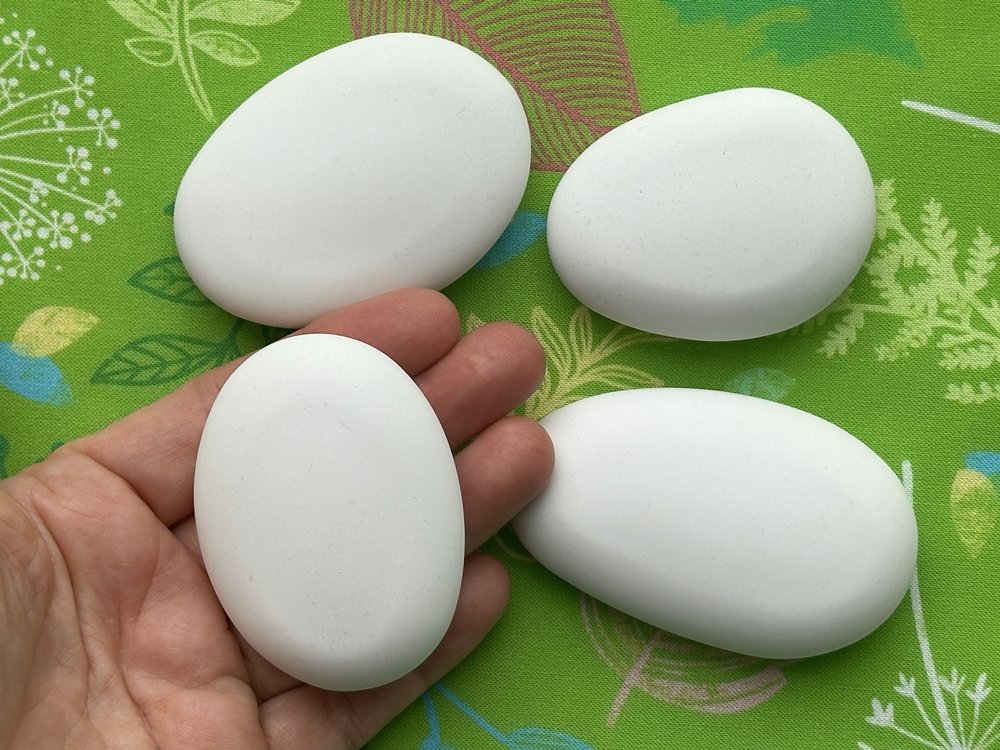 Blog-Inhaltsbild für 'DIY-Idee: Wunschsteine gestalten'