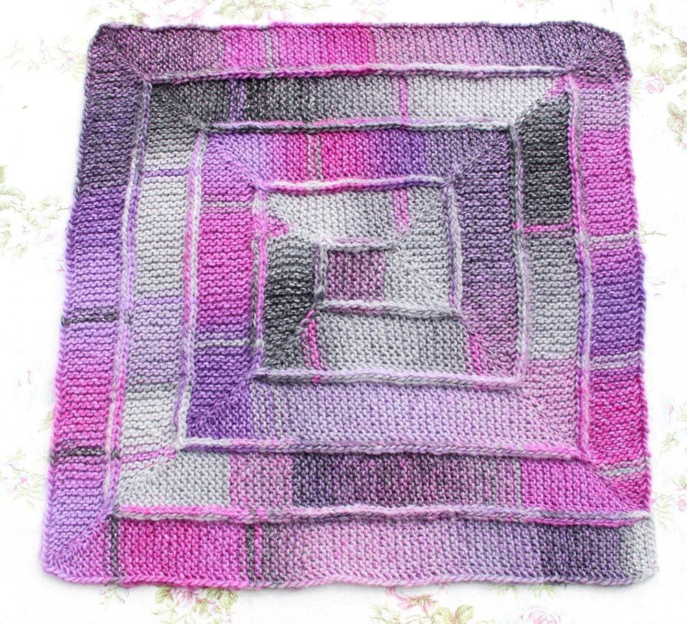 Blog-Inhaltsbild für 'Gestrickte Decken in Hülle und Fülle'